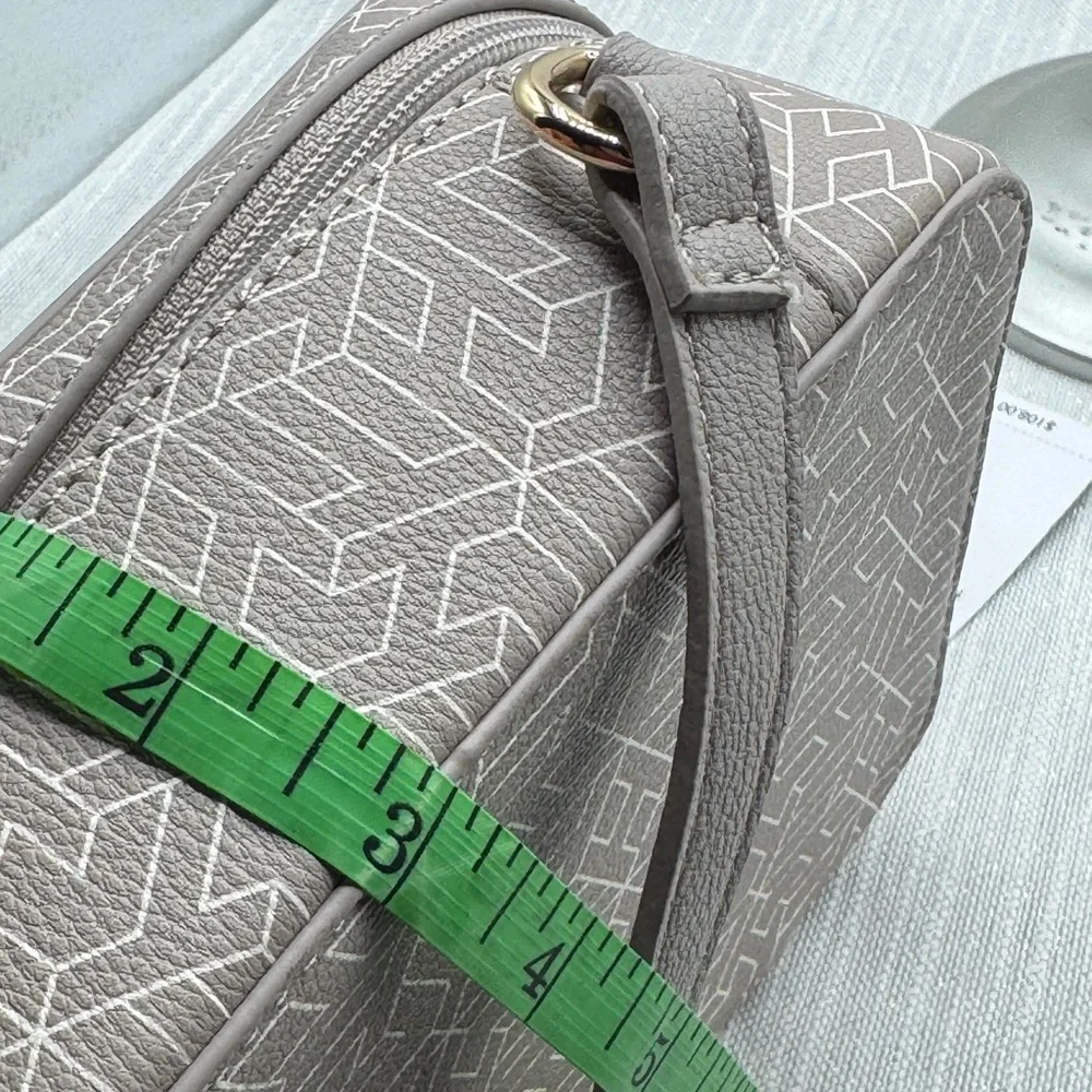 Tommy Hilfiger Crossbody adjustable strap taupe color NWT $108